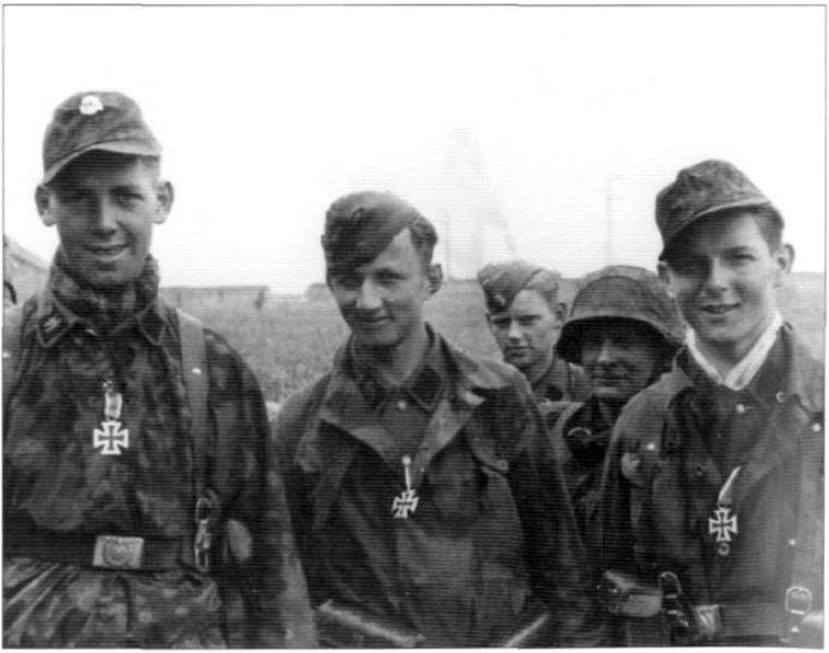  12th Waffen-Ss Panzer Division 
