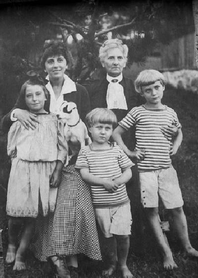 Polish family 1910s