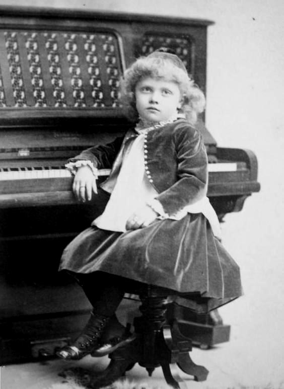 R. Demarst