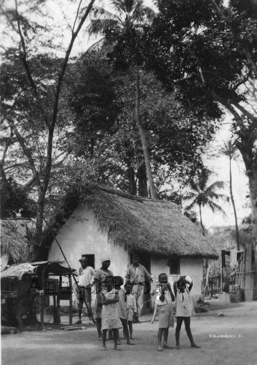  Trinidad village 