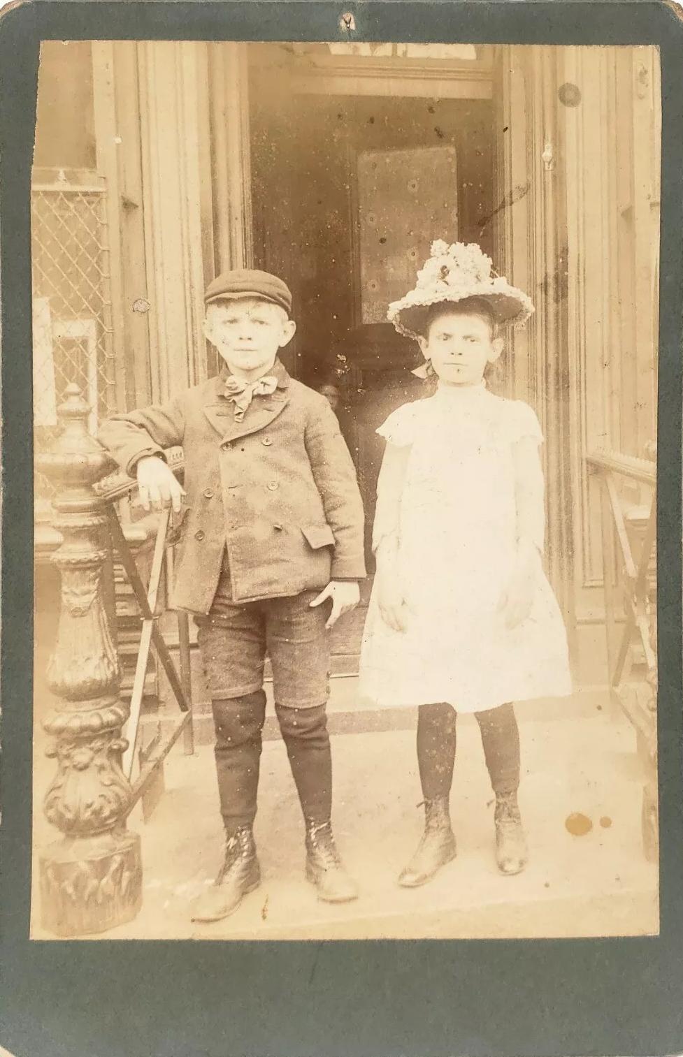 cabinet cards children 1900s