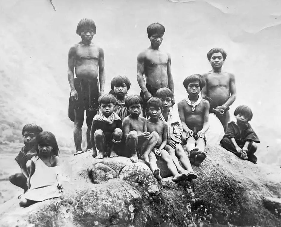  Philippinrs tribal people Ifugao