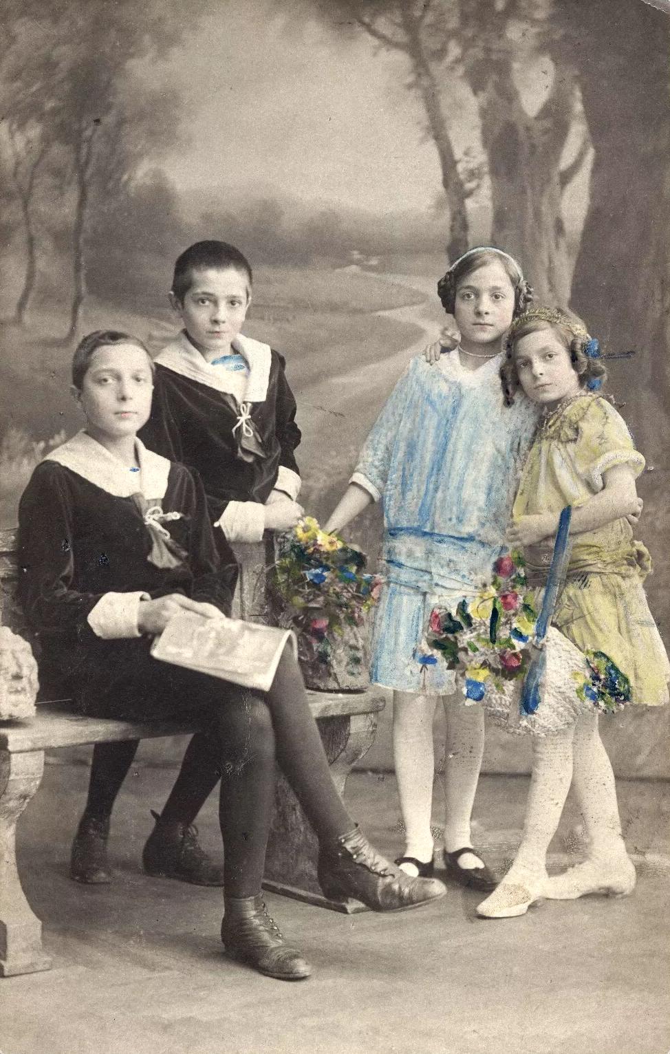 Hungarian children 1915