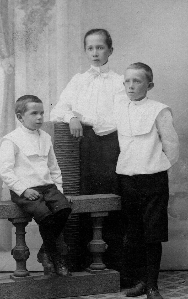 Swedish blouse and shirts