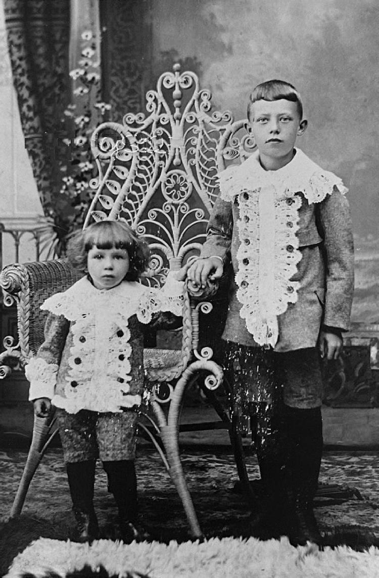 American lace plackets