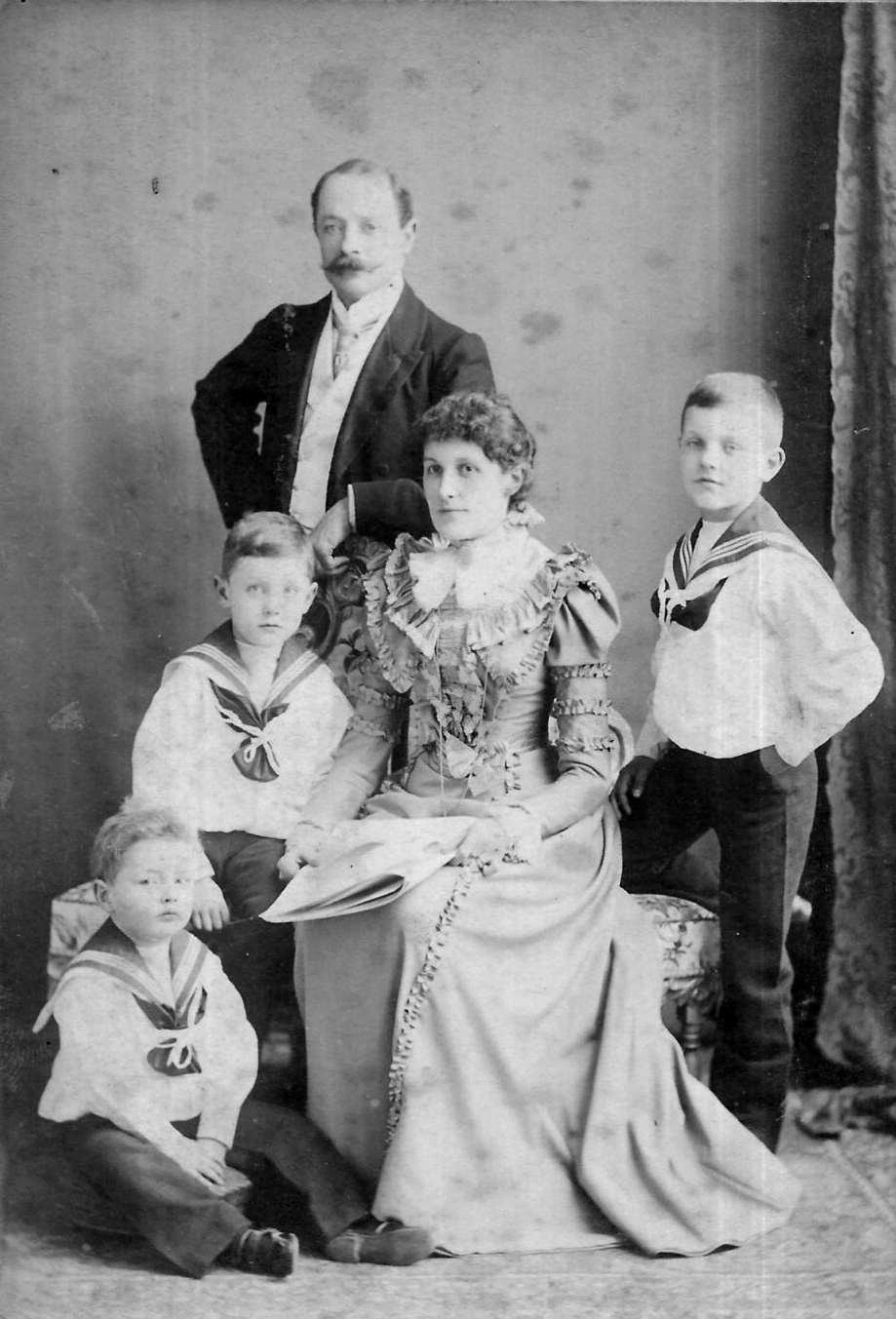 English 1890s families