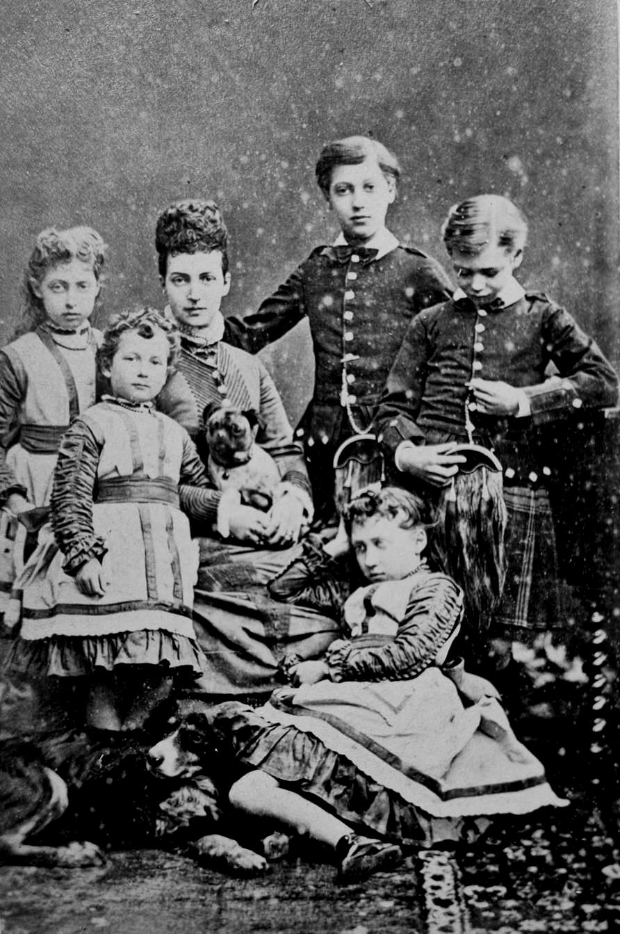 Edward VII married home life