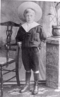 sailor suit 1910s