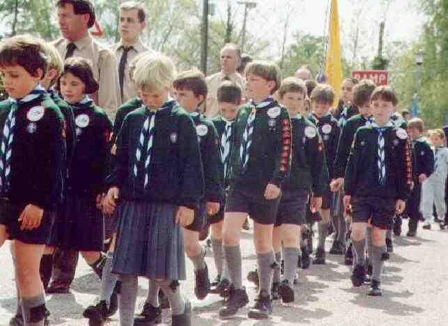 English cub scout uniforms chronology -- the 1990s
