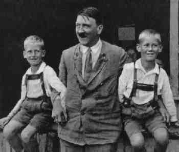 Hitler Lederhosen